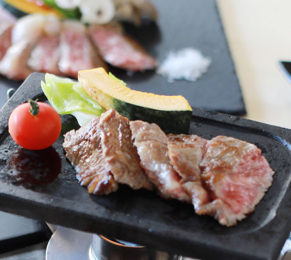 奈義和牛ステーキ膳